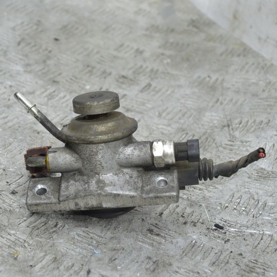 Корпус паливного фільтра Kia Sorento 2.5 CRDI 2002-2009 Корпус паливного фільтра Кіа Соренто