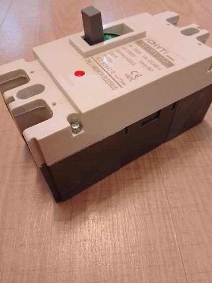Автоматичний DC mccb вимикач 200а ICHYTI 2p | Зображення 5