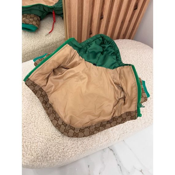 Брендовая зимняя куртка для собак GUCCI cо шнурками на капюшонне, на змейке, с кольцом под ошейник, бежевая | Зображення 2