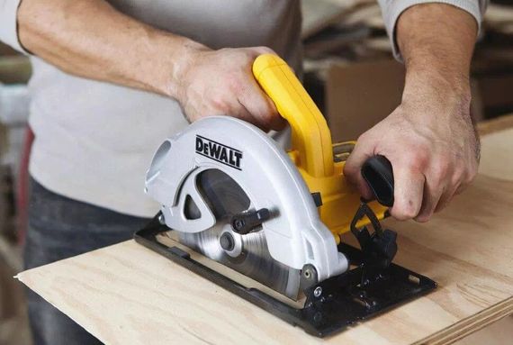 Пила дискова мережева DeWalt DWE560K | Зображення 5