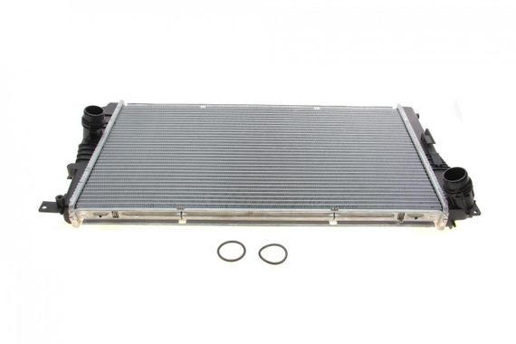 Радиатор охлаждения BMW 1 F20 F21 3 F30 F80 11- B38 B47 N13 N20 N47 N55 06002446