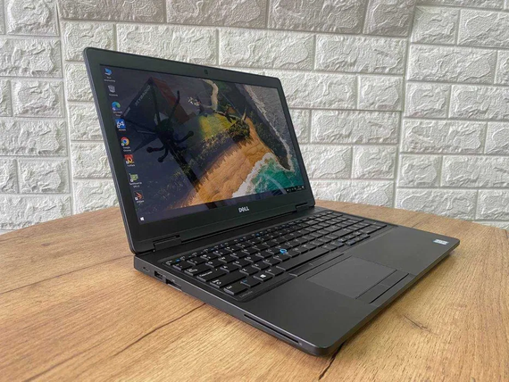 Ноутбук Сенсорный Dell Latitude E5580 15.6"FHD/IPS/i7 7820HQ/16/SSD256/940MX-2Gb | Зображення 2