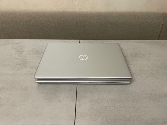 Ноутбук Б-клас HP ProBook 450 G5 / 15.6" (1920x1080) TN / Intel Core i5-8250U (4 (8) ядра по 1.6 - 3.4 GHz) / 8 GB DDR4 / 256 GB SSD M.2 / Intel UHD Graphics 620 / WebCam / DVD-ROM б/в + Подарунок Дротова миша / USB | Зображення 6