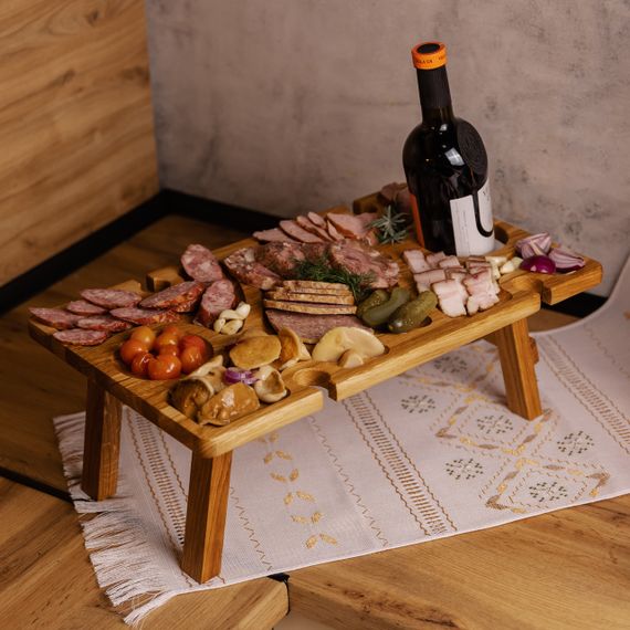 Винний столик-менажниця з дерева 50×30 см прямокутний на ніжках дуб BWS500180 | Зображення 9