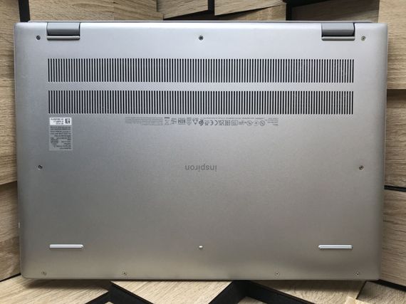 Ноутбук Б-клас Dell Inspiron 16 5620 / 16" (1920x1200) IPS / Intel Core i7-1255U (10 (12) ядер по 1.7 - 4.7 GHz) / 8 GB DDR4 / 240 GB SSD M.2 / Intel Iris Xe Graphics / WebCam / Fingerprint / USB 3.2 / HDMI / Windows 10 б/в | Зображення 8