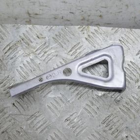 Кріплення крила праве Mazda 6 GH 2007-2012 Кронштейн переднього правого крила Мазда 6 D_R