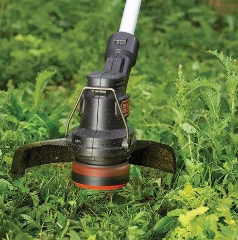 Акумуляторний триммер Black&Decker з АКБ та ЗП ST182320 | Зображення 4