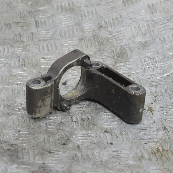 Кронштейн підвісного підшипника правої півосі 2.0 D Fiat Ducato 2006-2014 Фіат Дукато 55233463 | Зображення 1