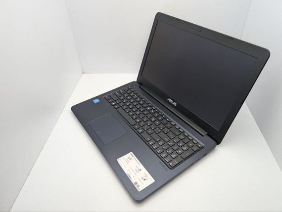 Ноутбук Asus E502S Black / 15.6" (1366x768) TN / Intel Pentium N3700 (4 ядра по 1.6 - 2.4 GHz) / 4 GB DDR3 / 120 GB SSD / Intel HD Graphics / WebCam б/у | Зображення 6