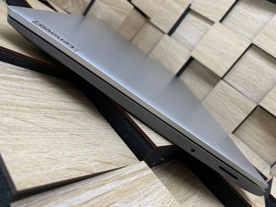 Ультрабук Б-клас Dell Latitude 5411 / 14" (1920x1080) IPS / Intel Core i5-10400H (4 (8) ядра по 2.6 - 4.6 GHz) / 8 GB DDR4 / 256 GB SSD M.2 / Intel UHD Graphics / WebCam / Windows 10 б/в | Зображення 5