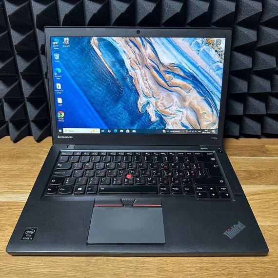 Ноутбук Б-класс Lenovo ThinkPad T450s / 14" (1920x1080) IPS / Intel Core i5-5200U (2 (4) ядра по 2.2 - 2.7 GHz) / 8 GB DDR3 / 128 GB SSD / Intel HD Graphics 5500 / WebCam / VGA б/у | Зображення 1