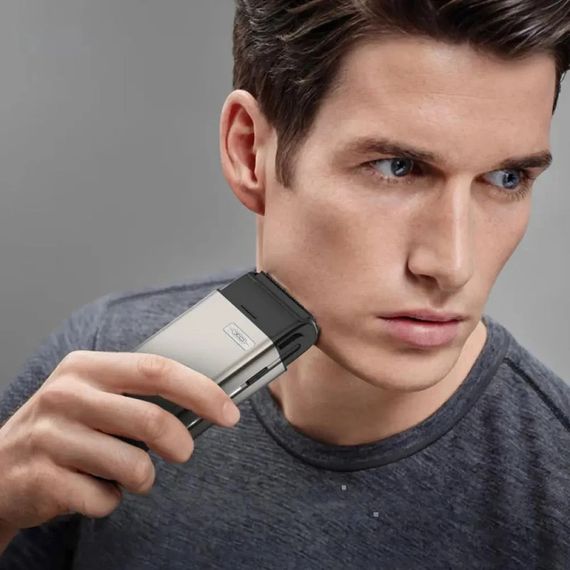 Портативна акумуляторна бритва з потужним акумулятором XPRO CF8 (234569648_420) | Зображення 2