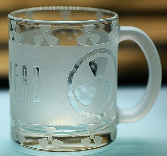 Скляна чашка 320 мл S T A L K E R  2 з гравіюванням ігрова кружка подарунок фанату Зони СТАЛКЕР матова | Зображення 4