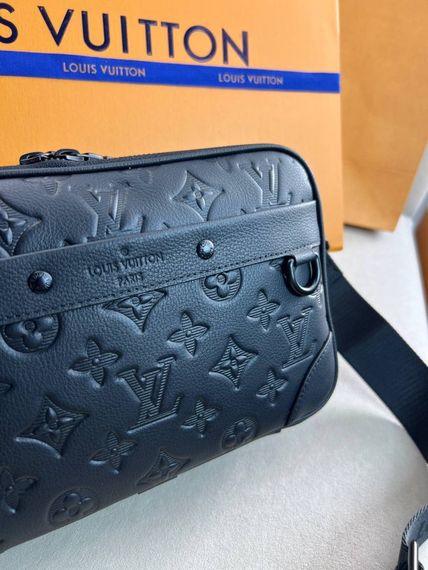 Месенджер чорний Louis Vuitton Alpha Wearable Monogram Shadow c860 | Зображення 3