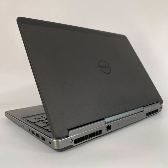 Мобильная рабочая станция Dell Precision 7520 / 15.6" (1920x1080) IPS / Intel Core i7-6920HQ (4 (8) ядра по 2.9 - 3.8 GHz) / 16 GB DDR4 / 256 GB SSD / nVidia Quadro M2200, 4 GB GDDR5, 128-bit / HDMI б/у + Подарок Беспроводная мышь / USB | Зображення 6