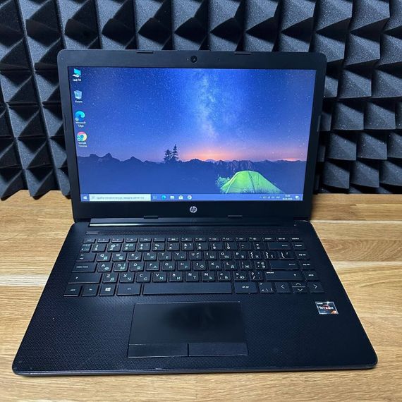 Ноутбук HP Laptop 14-ck2852no / 14" (1920x1080) IPS / AMD Ryzen 3 3200U (2 (4) ядра по 2.6 - 3.5 GHz) / 8 GB DDR4 / 128 GB SSD / AMD Radeon Vega 3 / WebCam б/в | Зображення 1