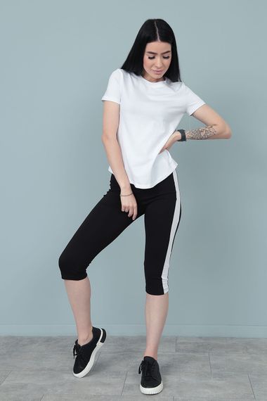 Женский летний костюм с бриджами и футболкой Gf7928 цвет белый, размер 50/52 | Зображення 1