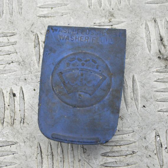 Кришка бачка омивача Volkswagen T4 1990-2003 Пробка бачка склоомивача Фольксваген т4 357955455