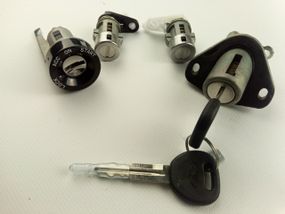 Замки в зборі Lanos к-т. (запалювання, дверей, багажника), 'GM' (96213542)