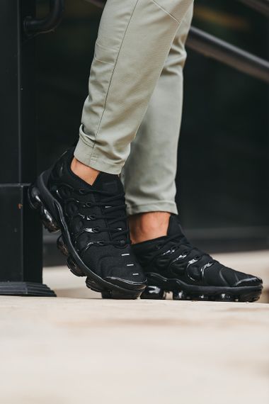 Чоловічі кросівки VaporMax Black весна/літо-осінь 0027 42 | Зображення 4