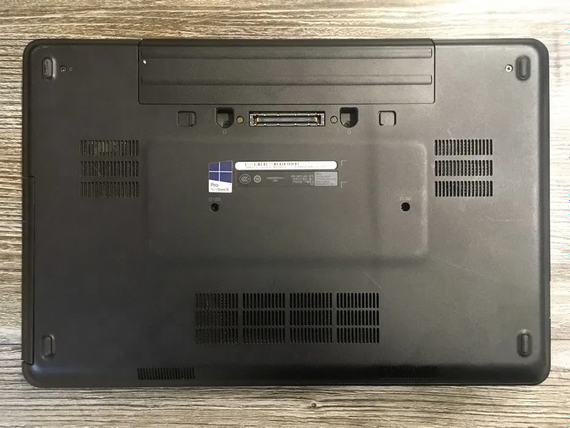 Ноутбук Dell Latitude Е5540 15.6 HD/i7-4600U/8Gb/GT-720 2GB/256 SSD | Зображення 1