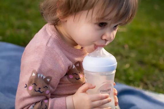 Philips Пляшечка Avent для годування Natural Природний Потік, 330 мл.1 шт. (SCY906/01) | Зображення 6