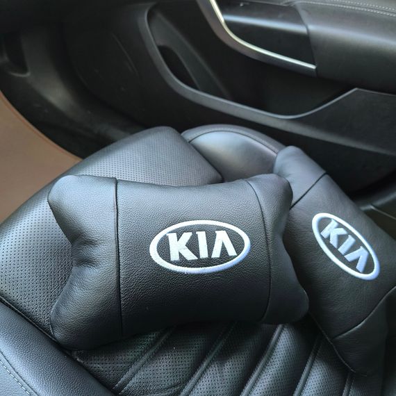 Автодушки 2 шт на подголовник Kia/Киа, натуральная кожа, черные, Подголовник для авто с комфортом | Зображення 1