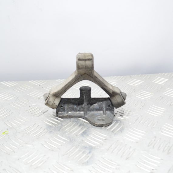 Подушка кріплення глушника Audi A4 B6 B7 A6 C6 2000-2011 Кронштейн вихлопної труби Ауді а4 б6 а6 ц6 4B0253663F | Зображення 2