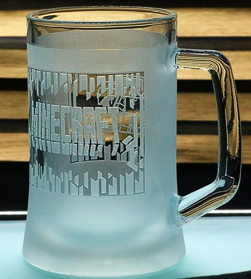 Пивний келих 670 мл Майнкрафт з гравіюванням  Скляний кухоль Minecraft з Кріпером  Подарунок геймеру  Ігровий мерч | Зображення 2