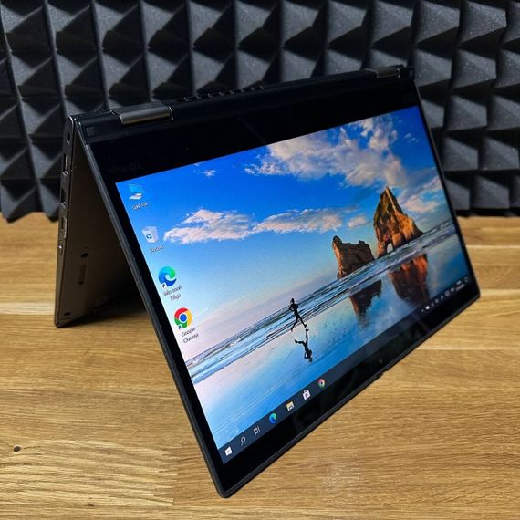 Ультрабук-трансформер Б-клас Lenovo ThinkPad X13 Yoga Gen1 / 13.3" (1920x1080) IPS Touch / Intel Core i5-10310U (4 (8) ядра по 1.7 - 4.4 GHz) / 16 GB DDR4 / 256 GB SSD / Intel UHD Graphics / WebCam / Win 10 б/в | Зображення 1