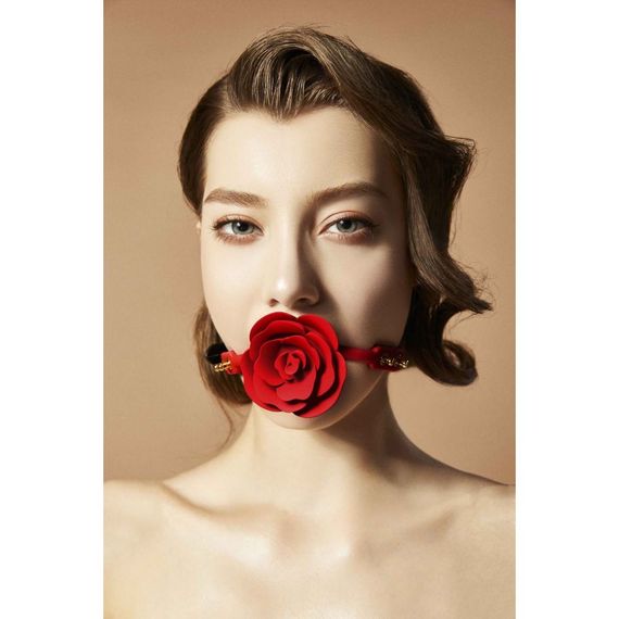 Кляп троянда із силікону та італійської шкіри Rose Ball Gag UPKO Sex Aura | Зображення 3