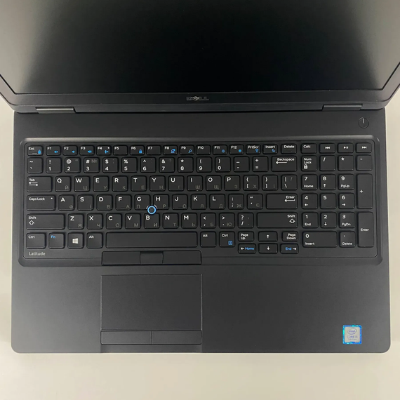 Ноутбук Dell Latitude 5580 / 15.6" (1366x768) TN / Intel Core i5-7200U (2 (4) ядра по 2.5 - 3.1 GHz) / 16 GB DDR4 / 256 GB SSD / Intel HD Graphics 520 / WebCam б/у + Подарок Беспроводная мышь / USB | Зображення 2
