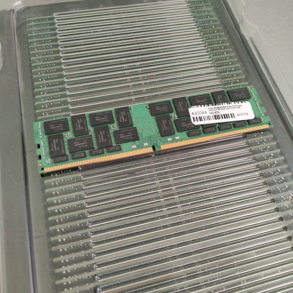 Комплект: серверная оперативная память Hynix HPE / 256 GB / DDR4 ECC / 2133 MHz б/у | Зображення 2
