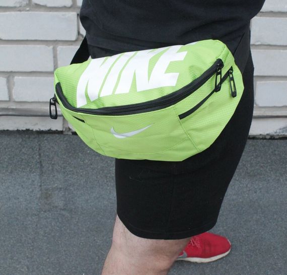 Поясная сумка Nike Team Training (салатовая) сумка на пояс | Зображення 4