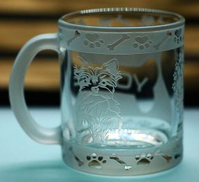 Стеклянная чашка кружка 320 мл с гравировкой Йорк подарок для владельца собаки или ценителя породы
