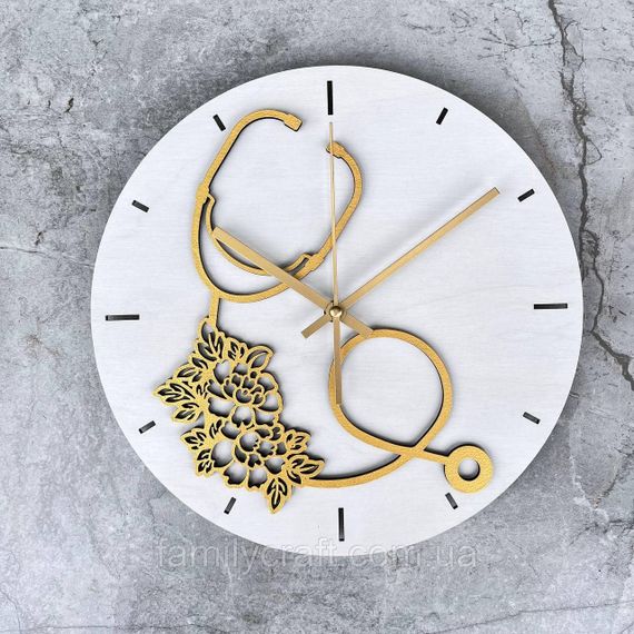 Іменний настінний годинник для лікаря з дерева Подарунок медику або медсестрі | Зображення 8
