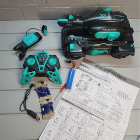 Танк всюдихід на радіокеруванні, що стріляє водяними кульками (чорний із синім)   знижка