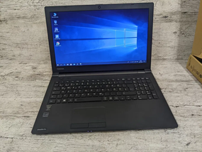 Ноутбук Toshiba   8/750 GB Intel i3 15.6 Intel HD