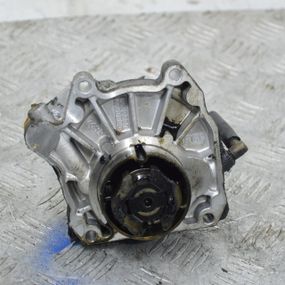 Насос вакуумний 1.9 / 2.0 CDTI Opel Astra H Vectra C Insignia A 2004-2017 Вакуумний насос Опель 55188660