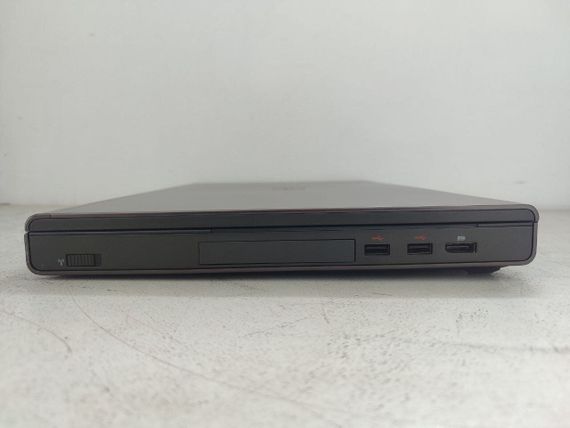 Мобильная рабочая станция Dell Precision M6600 / 17.3" (1920x1080) TN / Intel Core i7-2860QM (4 (8) ядра по 2.5 - 3.6 GHz) / 32 GB DDR3 / 240 GB SSD / AMD FirePro M8900, 2 GB GDDR5, 256-bit / DVD-ROM б/у + Подарок Зубная щетка Colgate Connect M1 | Зображення 3