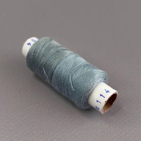 114/204 Нитки в катушках 40/2 , половинки (катушка 2х75м)