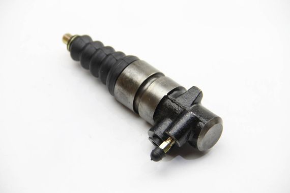 Циліндр зчеплення робочий Audi 80/100/Passat B2 1.3-2.2-90, JP Group (1130501000) | Зображення 1