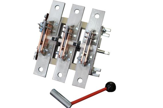 Выключатель-разъединитель РЕ19-43-31150 1600А правая Ny95506132 | Зображення 3