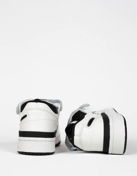 Жіночі кросівки Adidas Forum Low Black/White | Зображення 3