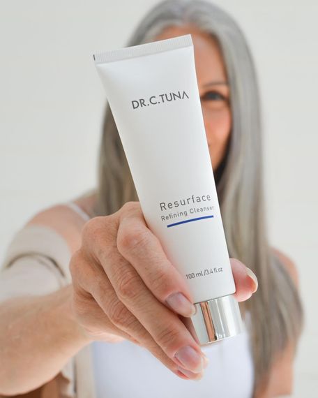 Очищающий гель для лица Антивозрастная серия Farmasi Resurface Dr. C. Tuna 100 мл | Зображення 8