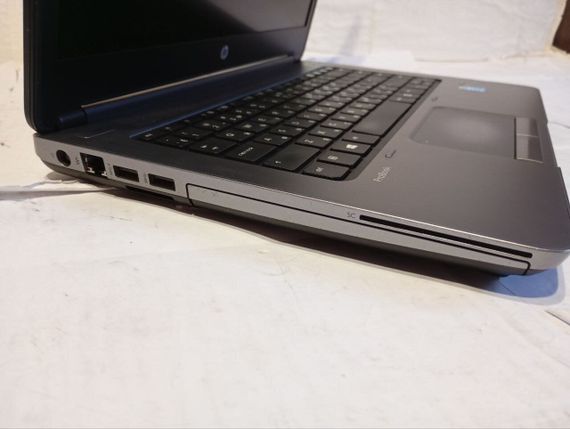 Ноутбук Б-класс HP ProBook 640 G1 / 14" (1600x900) TN / Intel Core i5-4300M (2 (4) ядра по 2.6 - 3.3 GHz) / 8 GB DDR3 / 500 GB HDD / Intel HD Graphic 4600 / WebCam б/у | Зображення 4