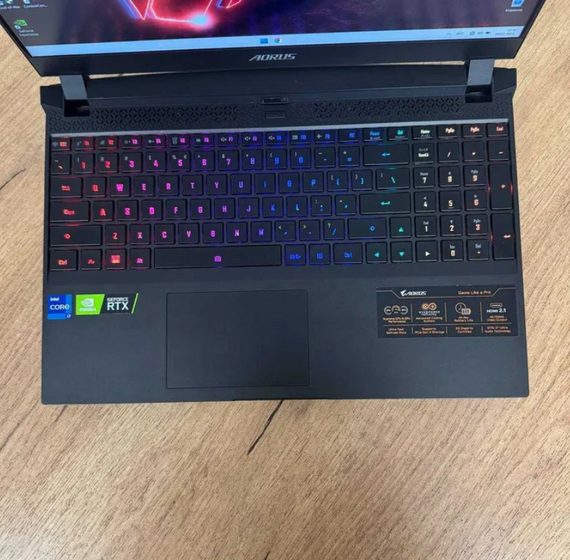 Ноутбук Gigabyte Aorus 15P XD 240Hz i7 11800H 16Gb SSD 1Tb RTX 3070 Б/В | Зображення 1