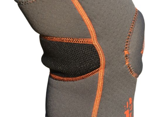Наколінник Мадмакс MFA-297 Knee Support with Patella Stabilizer Dark Grey/Orange XL | Зображення 1