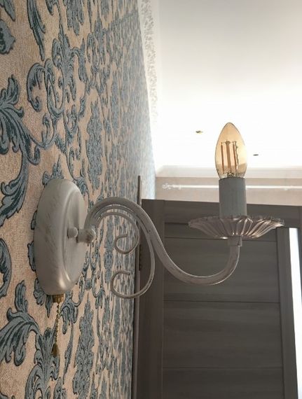 Бра настенное накладное классическое BKL-666W/1 E14 WH+G | Зображення 4