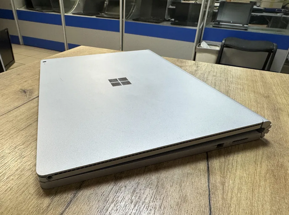 Ноутбук Microsoft Surface Book 13,5" IPS intel core i5 7300U 8Gb SSD256 Б/В | Зображення 5